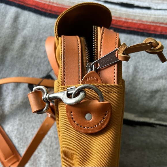 Filson Original Leather-Trimmed Rugged Twill Briefcase | Limited Edition - Picture 10 of 10